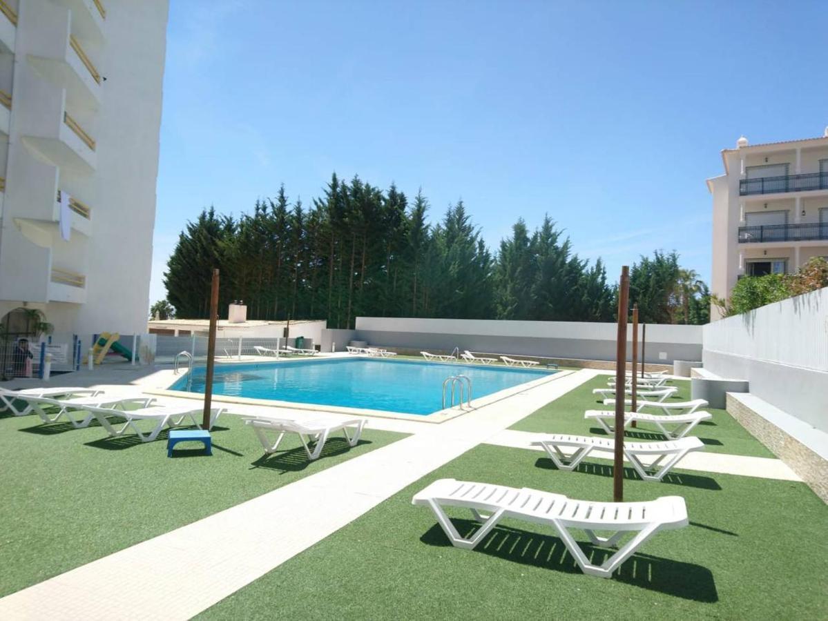 Apartamento T1 Com Piscina, Em Montechoro, Albufeira, Algarve Apartamento Exterior foto